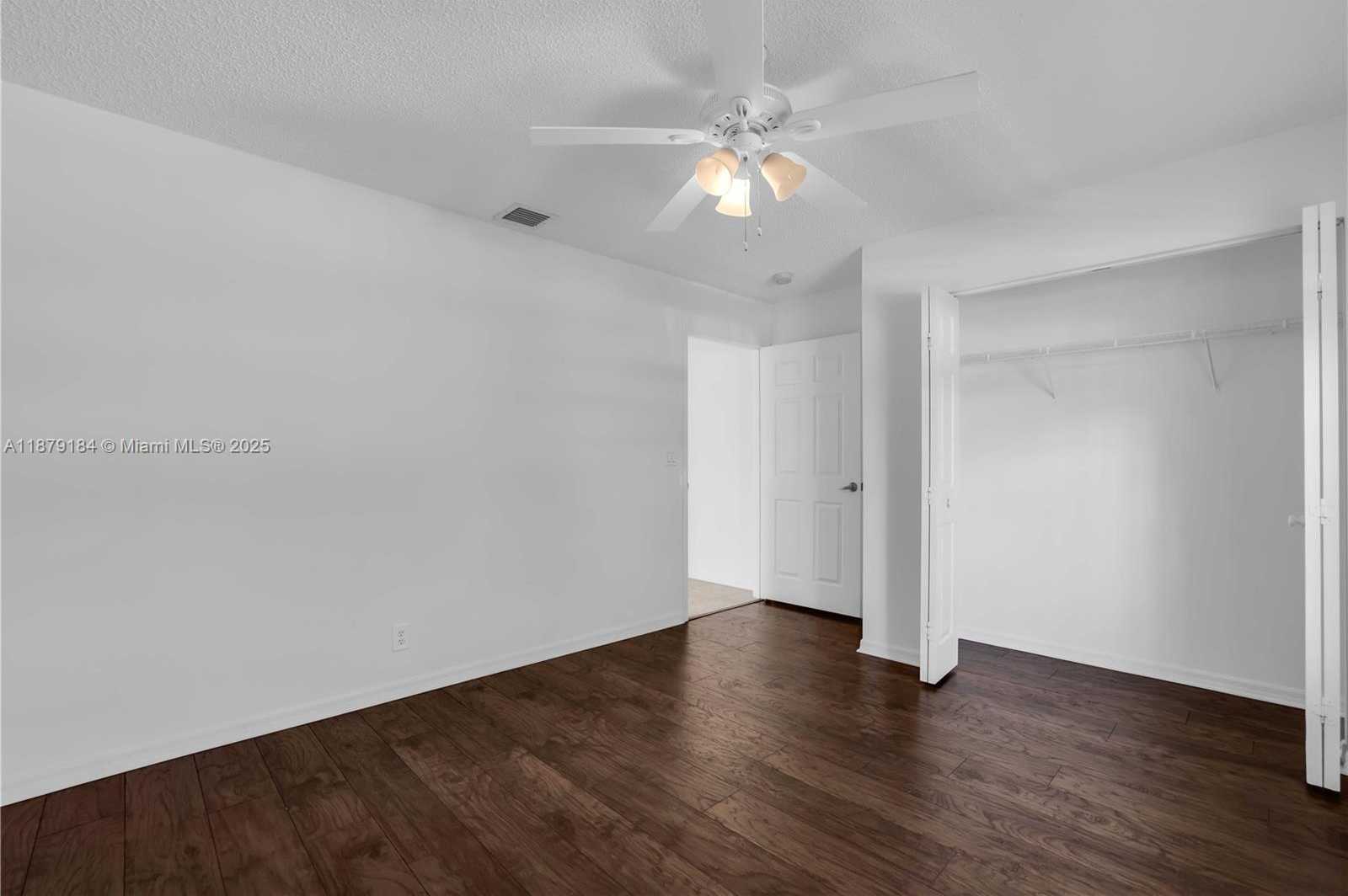Small Image of 6082 HELICONIA RD, Delray Beach Number 35