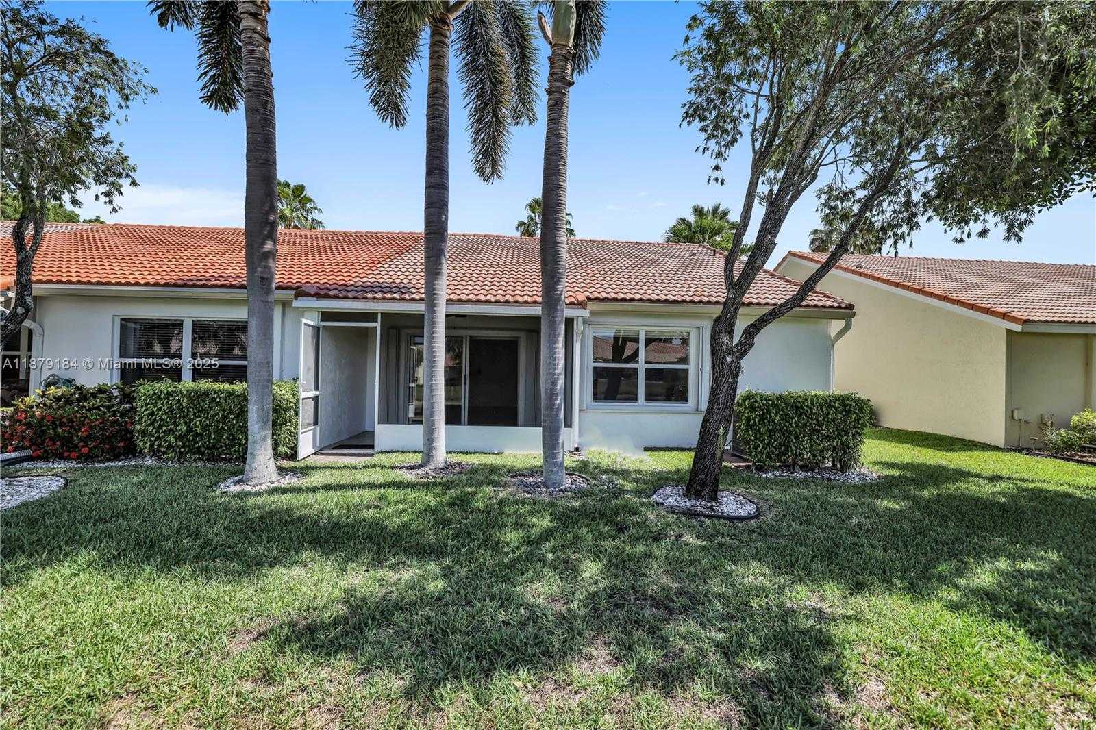 Small Image of 6082 HELICONIA RD, Delray Beach Number 45
