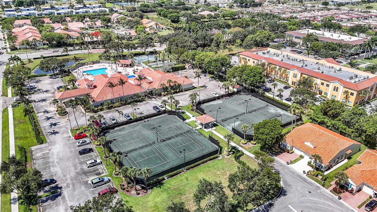 Small Image of 6082 HELICONIA RD, Delray Beach Number 52