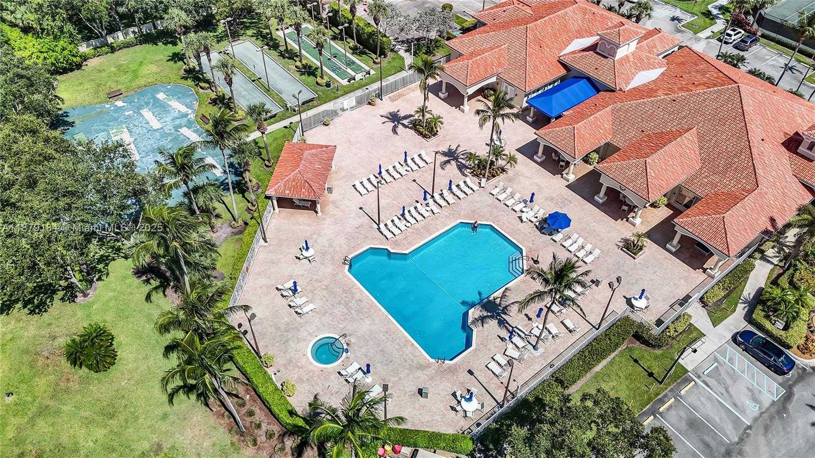 Small Image of 6082 HELICONIA RD, Delray Beach Number 55