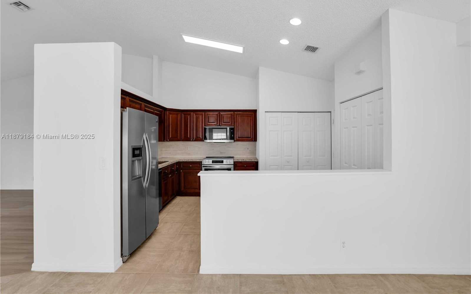 Small Image of 6082 HELICONIA RD, Delray Beach Number 6