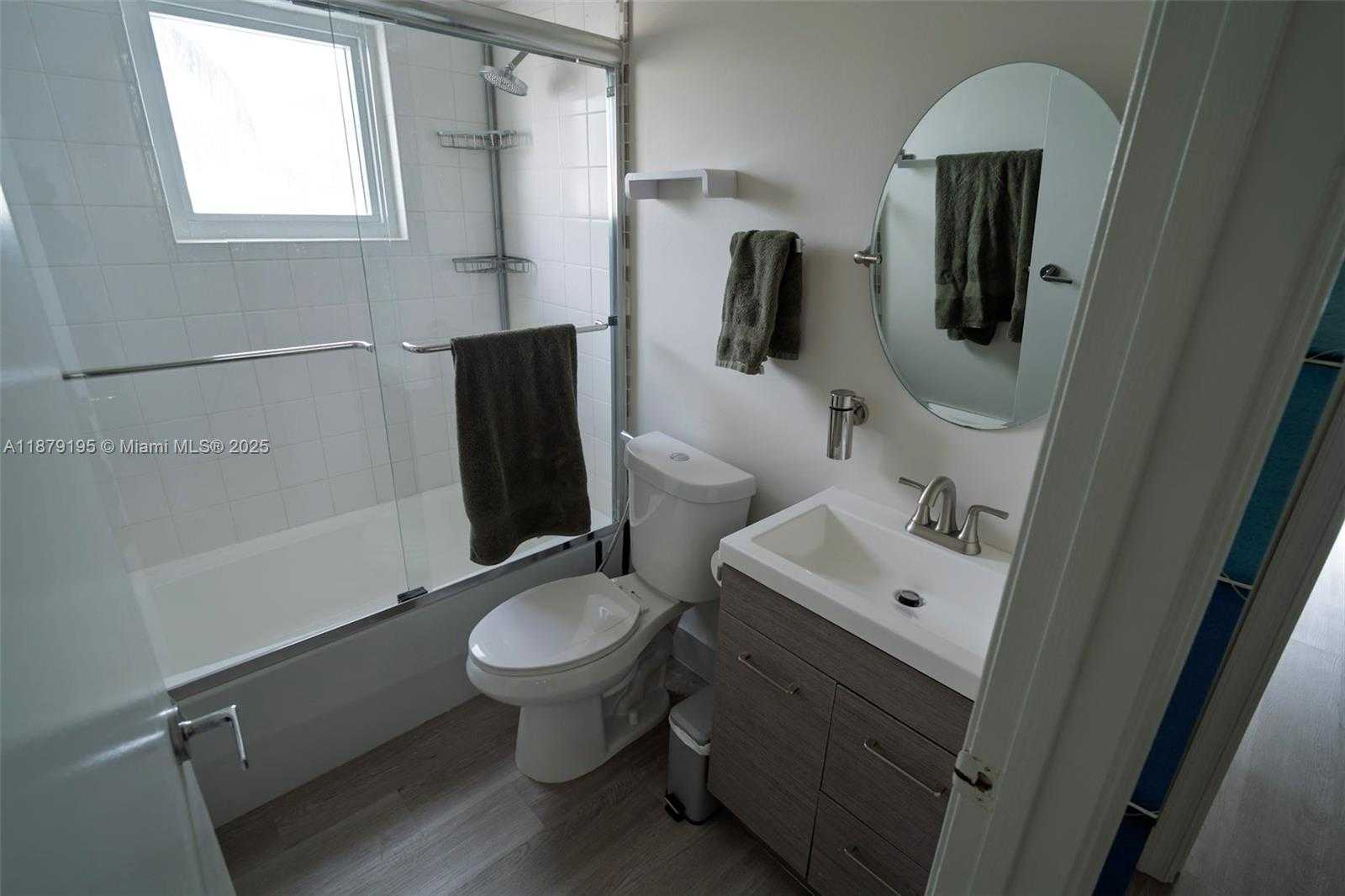 Small Image of 6767 COLLINS AVE #401, Miami Beach Number 14