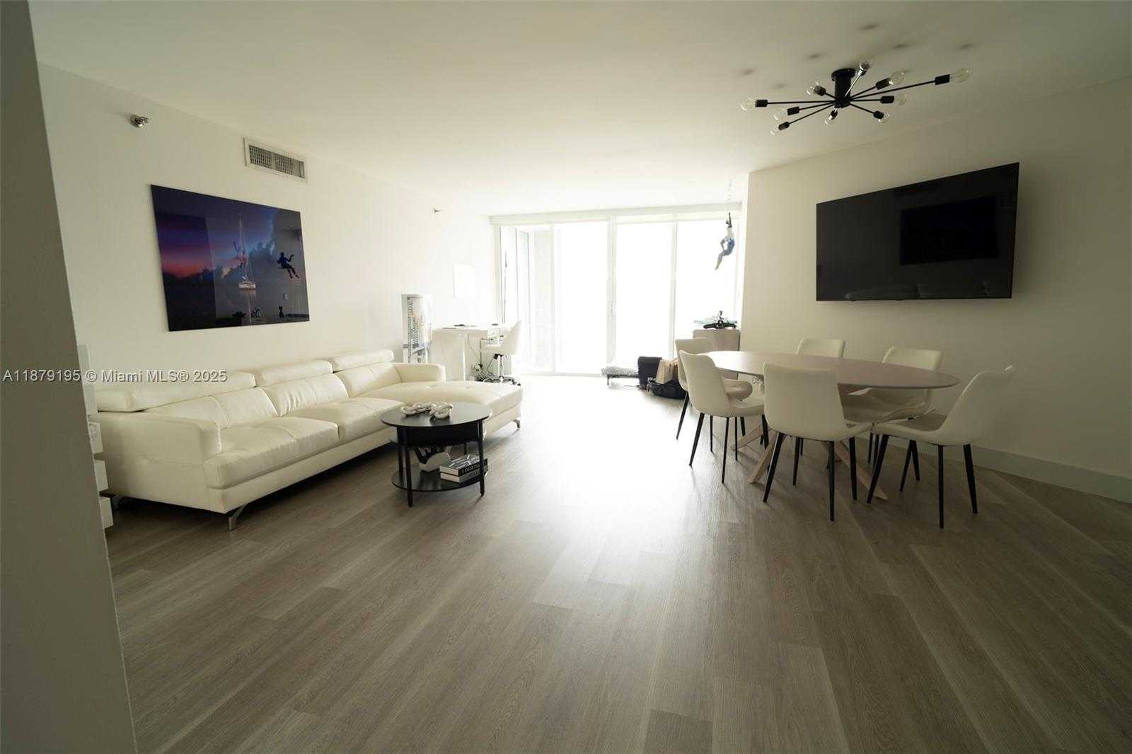 Small Image of 6767 COLLINS AVE #401, Miami Beach Number 16
