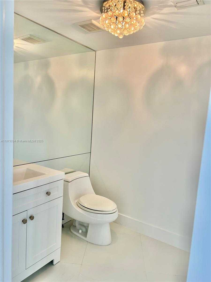 Small Image of 3100 NORTH OCEAN BLVD #803, Fort Lauderdale Number 14