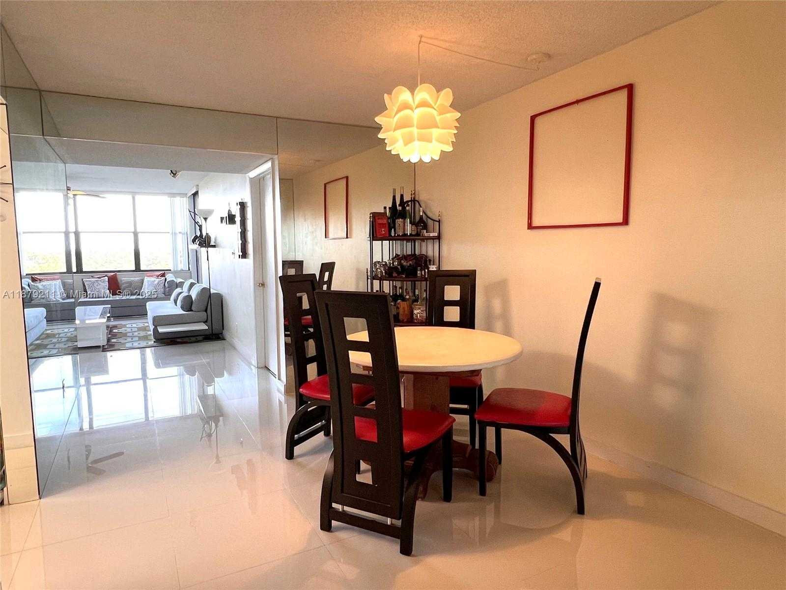 Small Image of 16300 GOLF CLUB RD #710, Weston Number 11