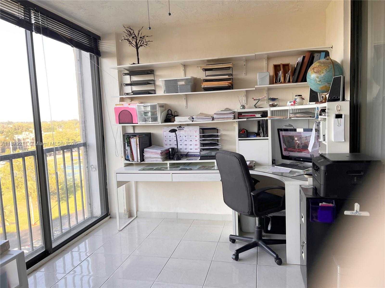 Small Image of 16300 GOLF CLUB RD #710, Weston Number 4