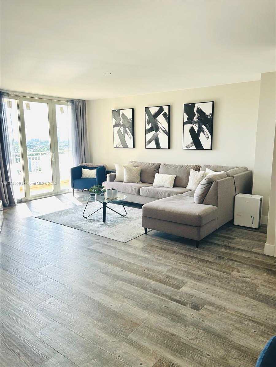 Small Image of 3180 SOUTH OCEAN DR #1620, Hallandale Beach Number 11