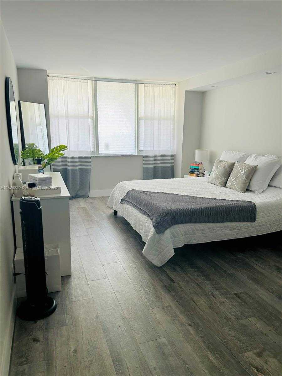 Small Image of 3180 SOUTH OCEAN DR #1620, Hallandale Beach Number 15