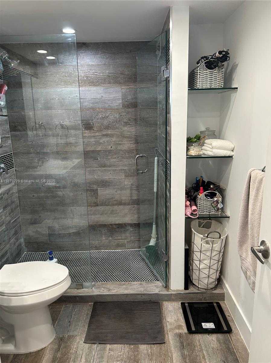 Small Image of 3180 SOUTH OCEAN DR #1620, Hallandale Beach Number 17