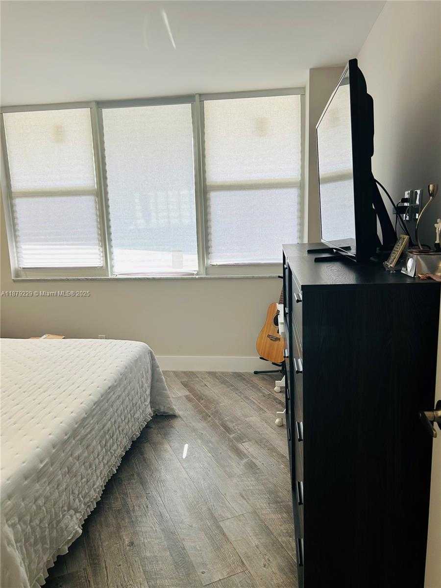 Small Image of 3180 SOUTH OCEAN DR #1620, Hallandale Beach Number 20