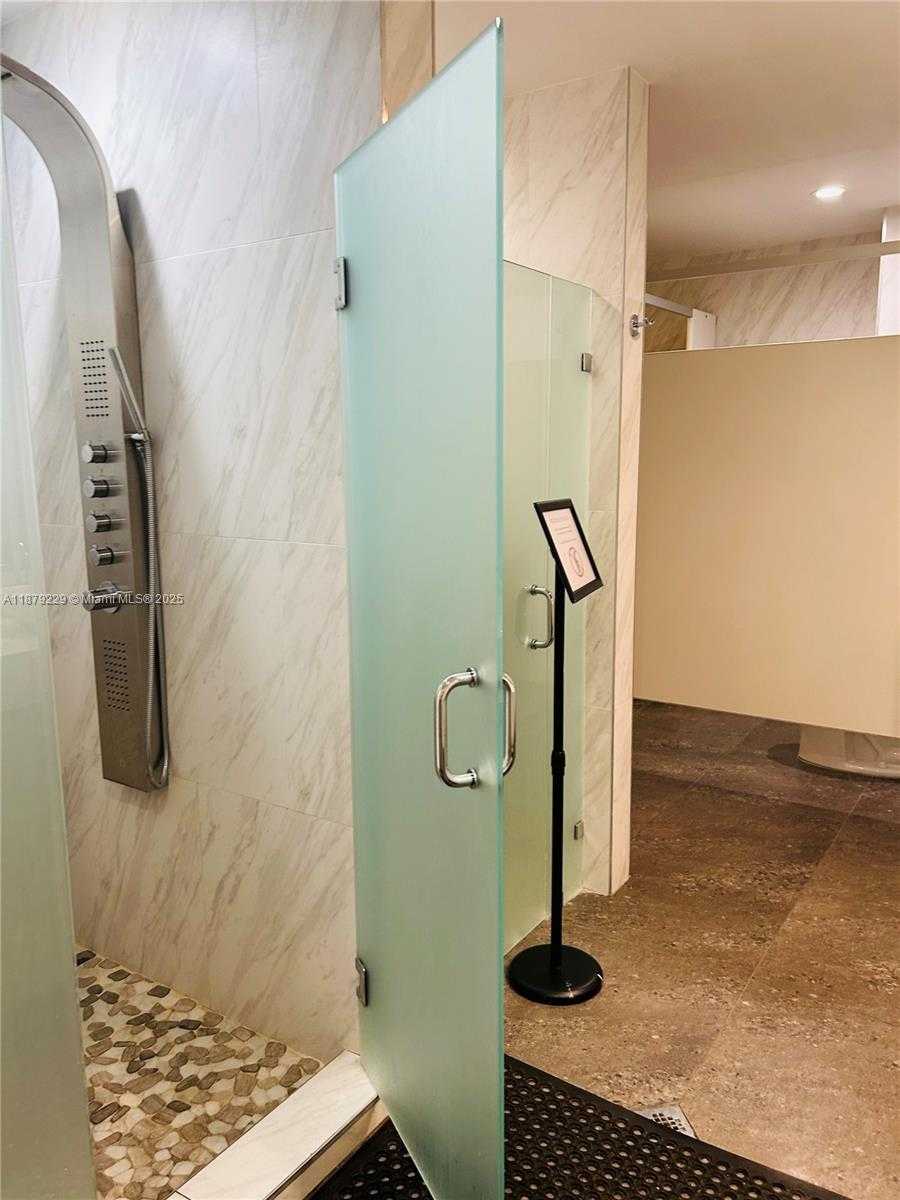 Small Image of 3180 SOUTH OCEAN DR #1620, Hallandale Beach Number 28