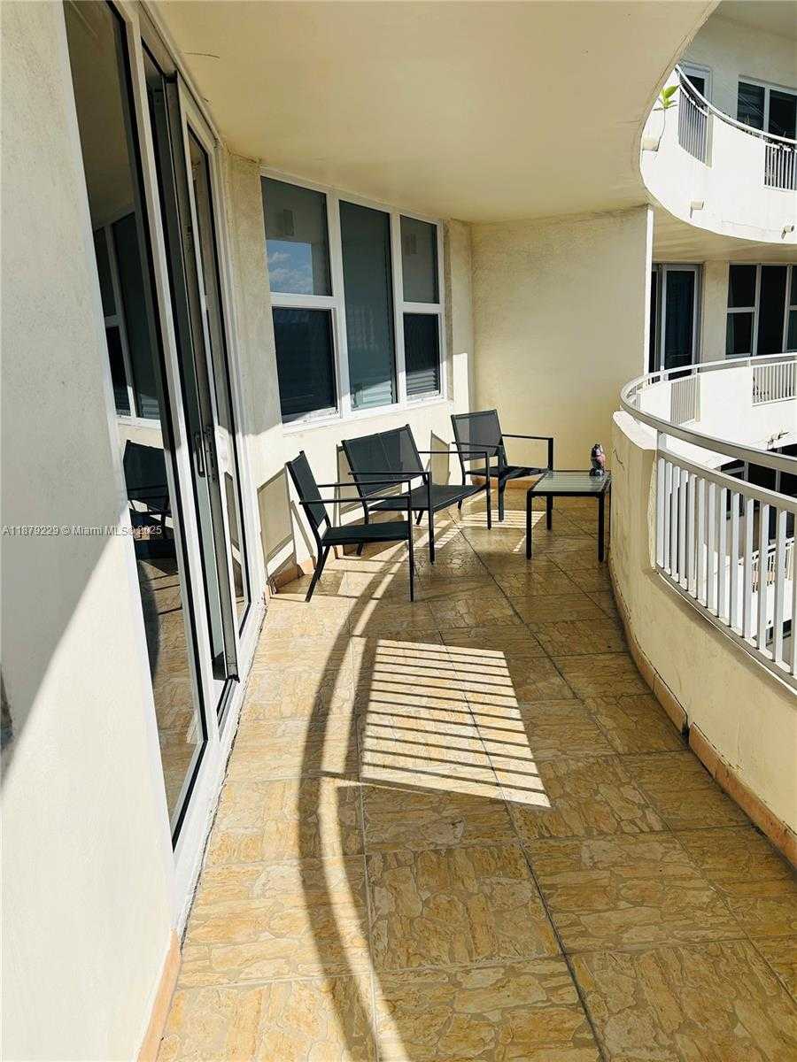 Small Image of 3180 SOUTH OCEAN DR #1620, Hallandale Beach Number 3