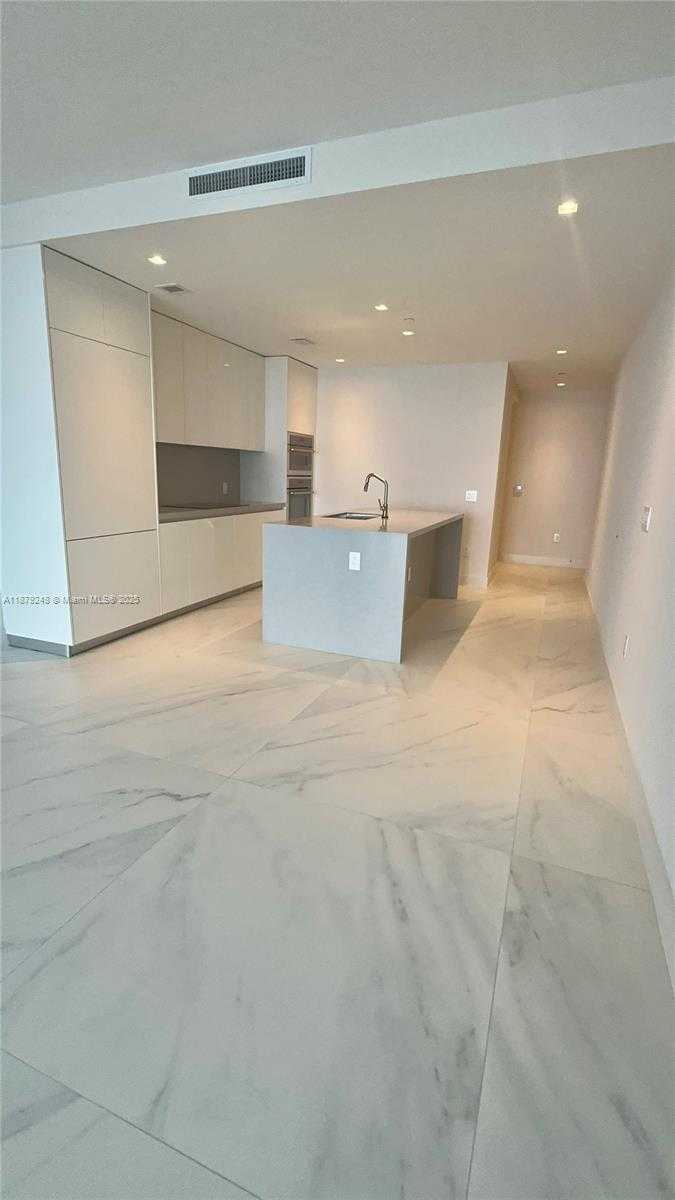 Small Image of 700 NORTH EAST 24 ST #4805, Miami Number 15