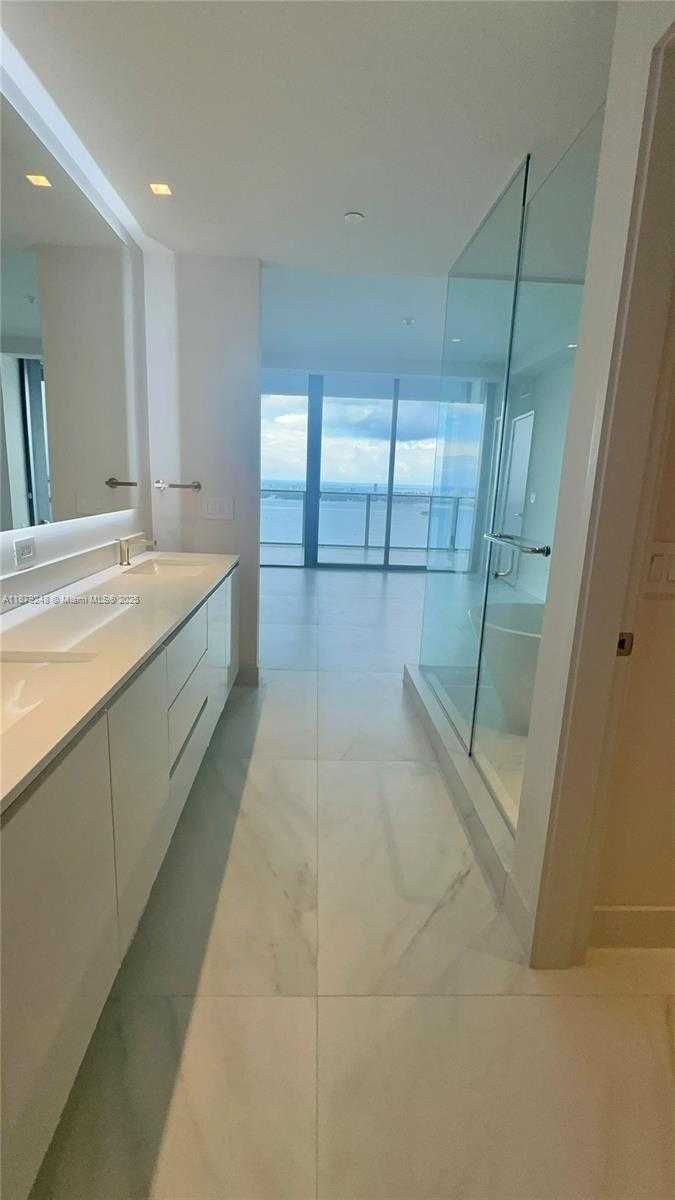 Small Image of 700 NORTH EAST 24 ST #4805, Miami Number 21