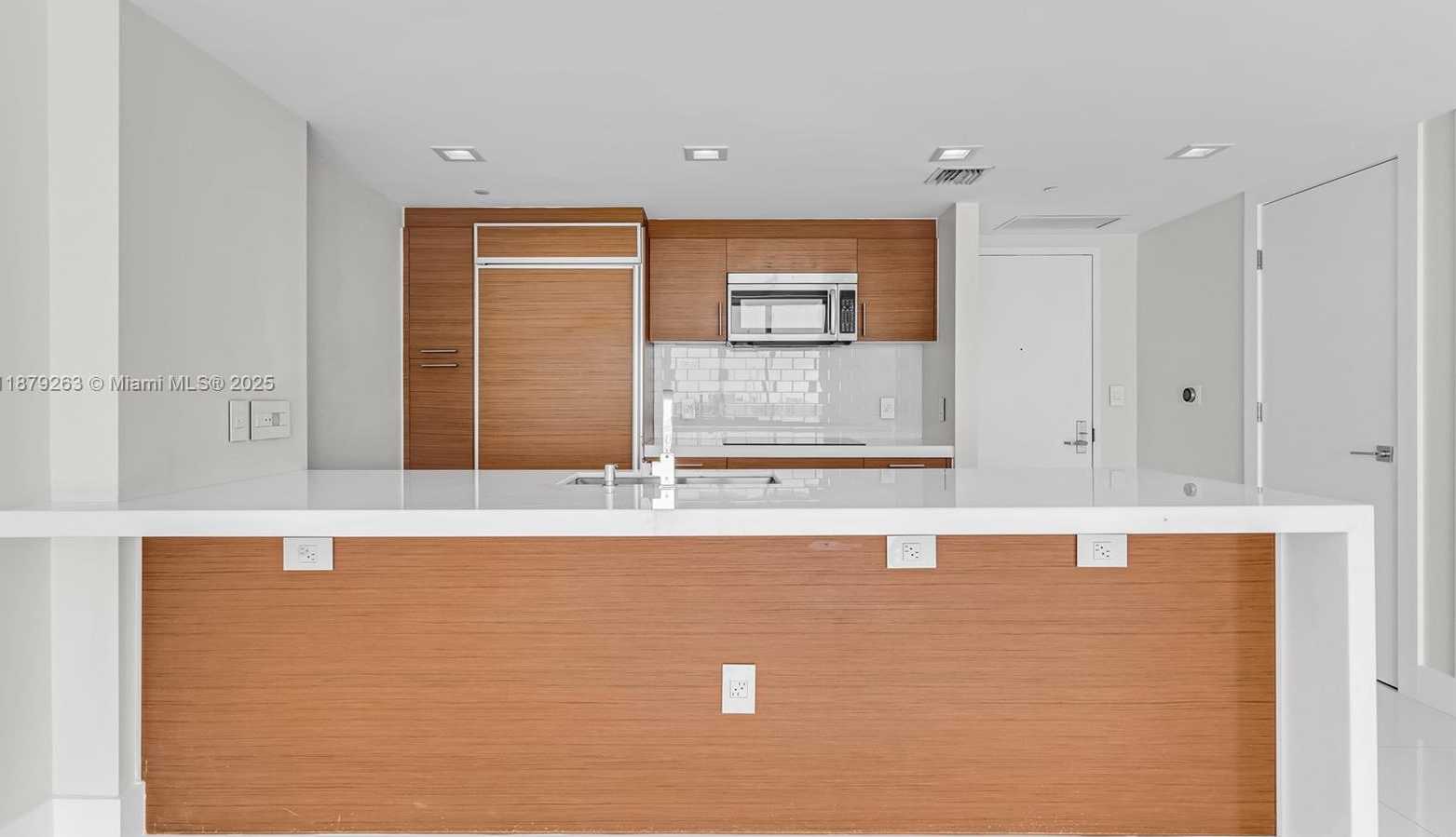 Small Image of 50 BISCAYNE BLVD #3601, Miami Number 13