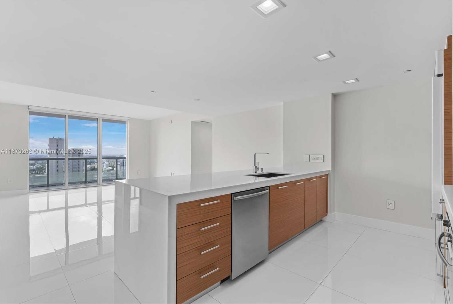 Small Image of 50 BISCAYNE BLVD #3601, Miami Number 15