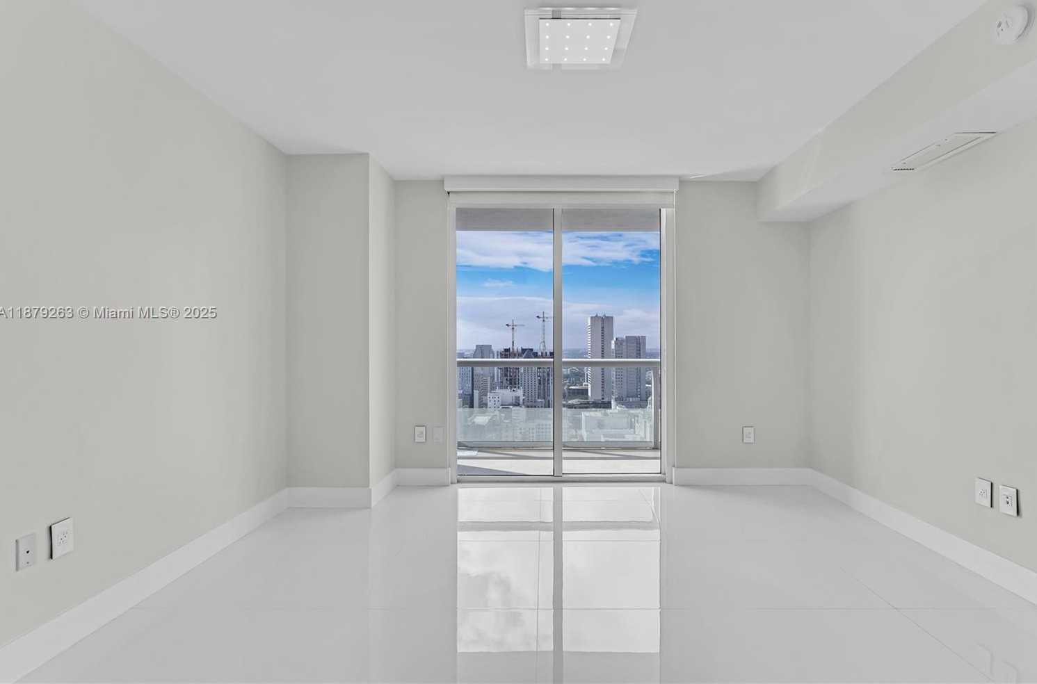 Small Image of 50 BISCAYNE BLVD #3601, Miami Number 20