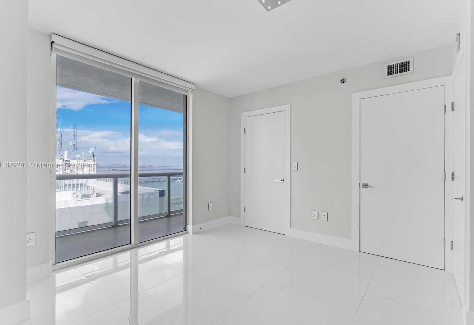Small Image of 50 BISCAYNE BLVD #3601, Miami Number 30