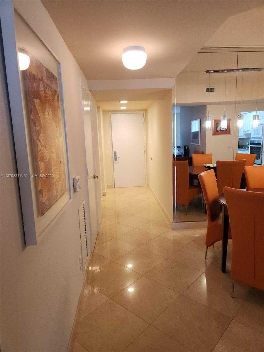 Small Image of Miami Beach Number 15