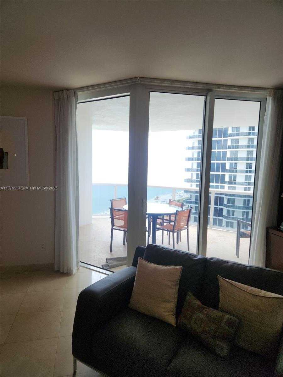 Small Image of Miami Beach Number 18
