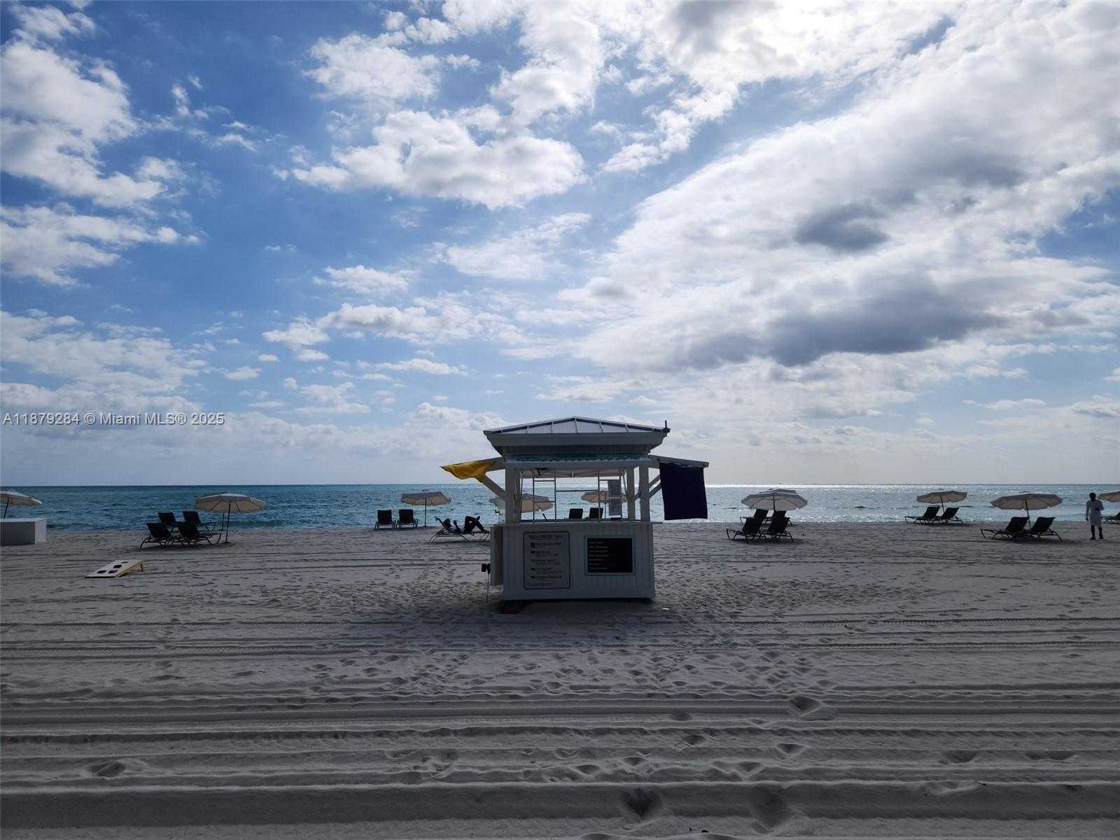 Small Image of Miami Beach Number 52