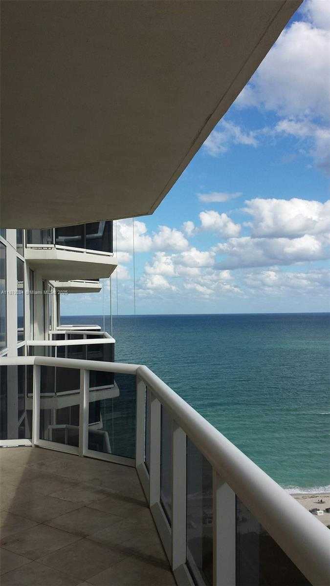 Small Image of Miami Beach Number 7