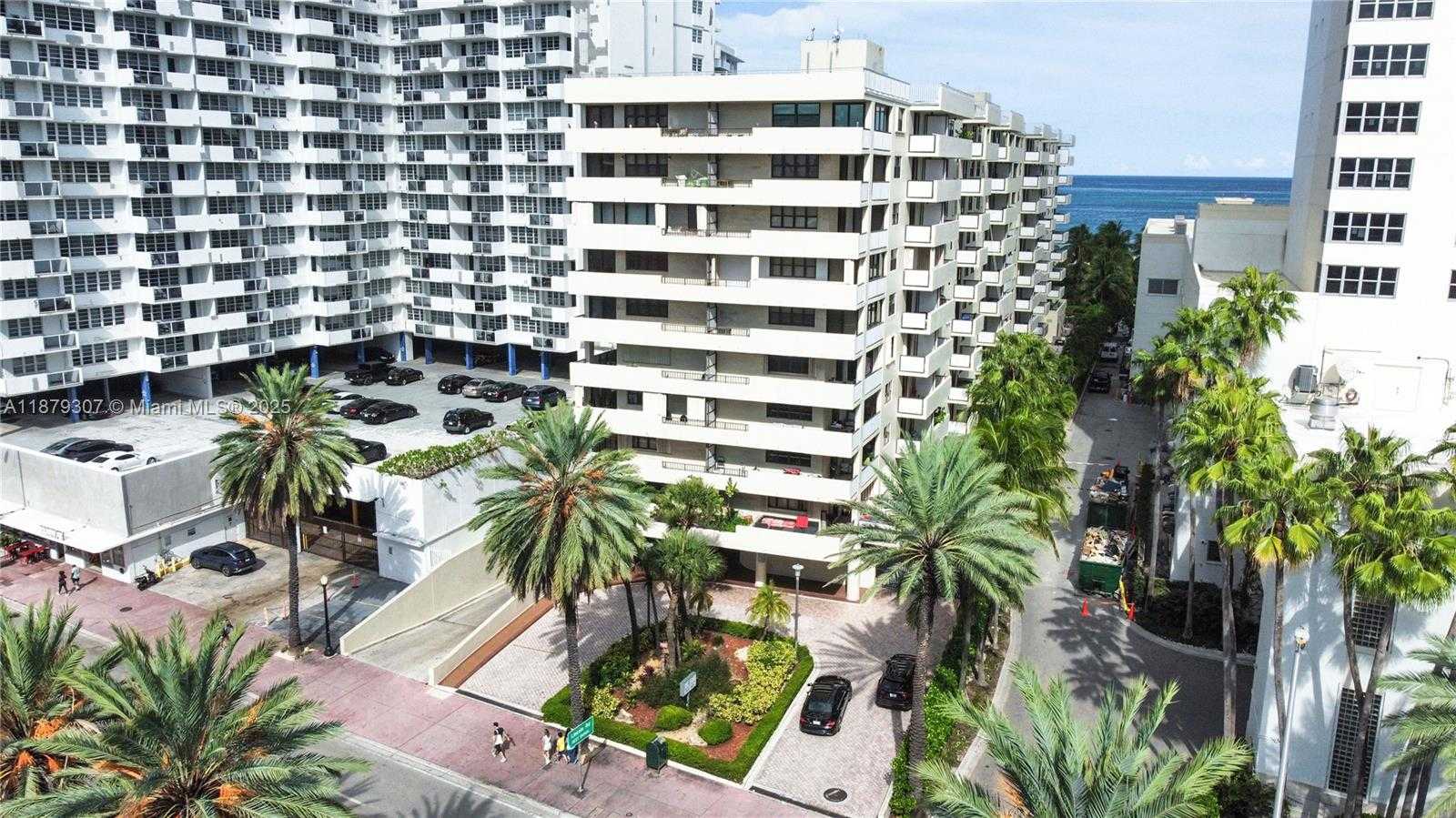 Small Image of 1621 COLLINS AVE #406, Miami Beach Number 37