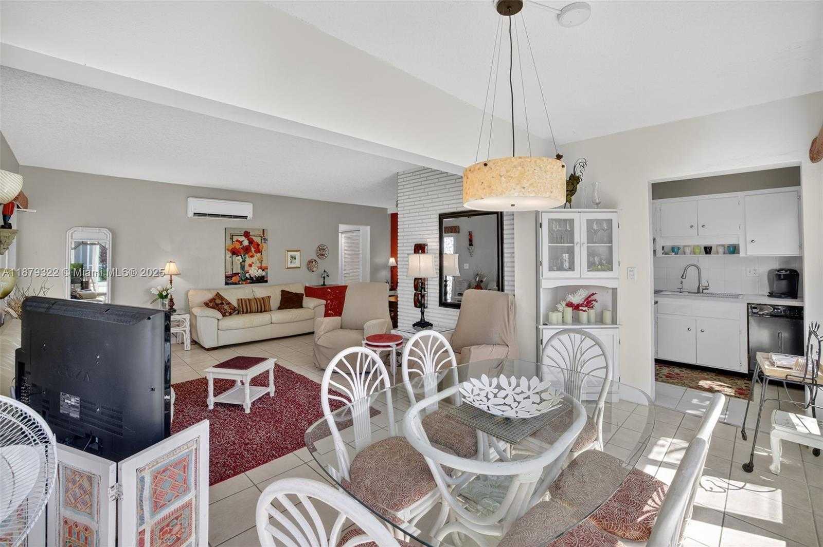 Small Image of 425 BAYSHORE DR #d-3, Fort Lauderdale Number 10