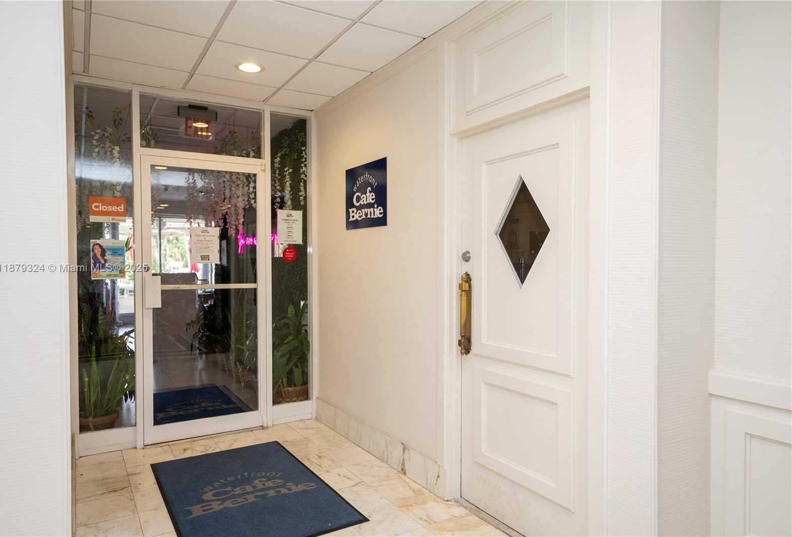 Small Image of 5600 COLLINS AVE #4H, Miami Beach Number 29