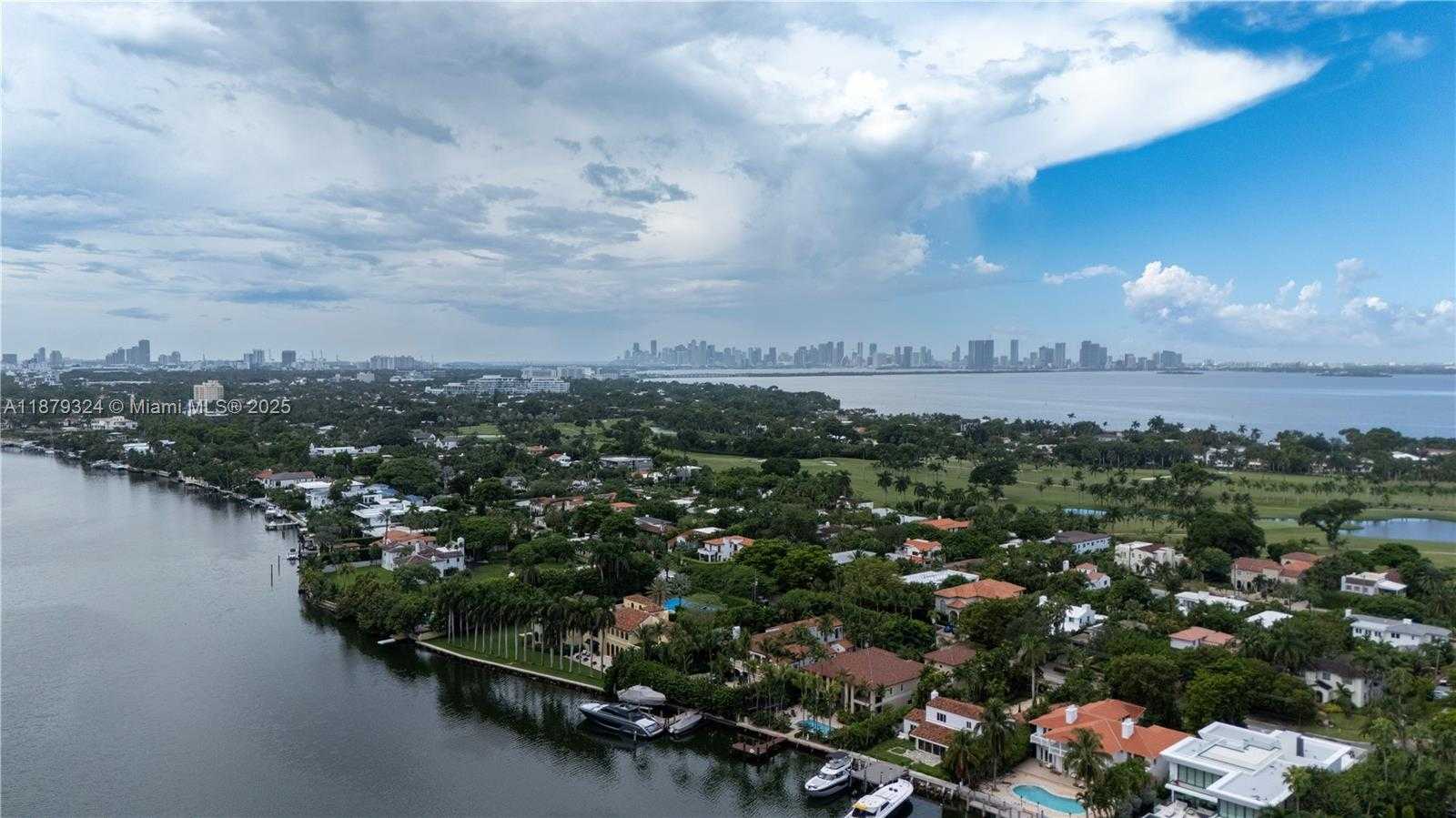 Small Image of 5600 COLLINS AVE #4H, Miami Beach Number 4