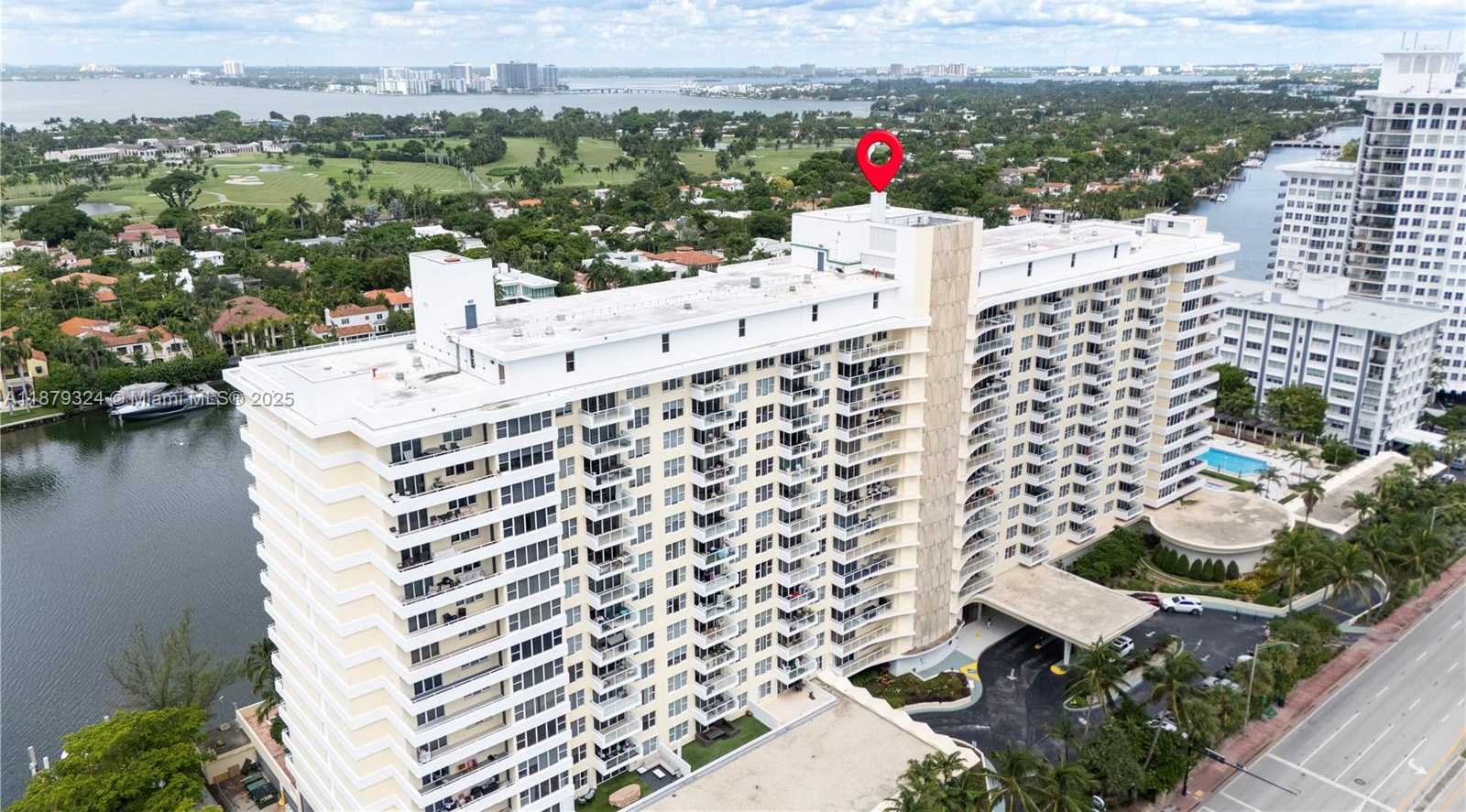 Small Image of 5600 COLLINS AVE #4H, Miami Beach Number 9