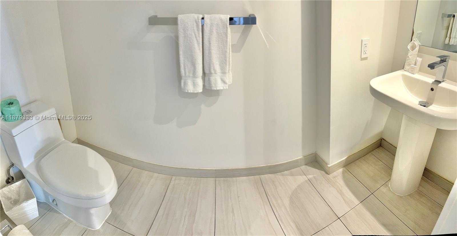Small Image of 4010 SOUTH OCEAN DR #R2406, Hollywood Number 10