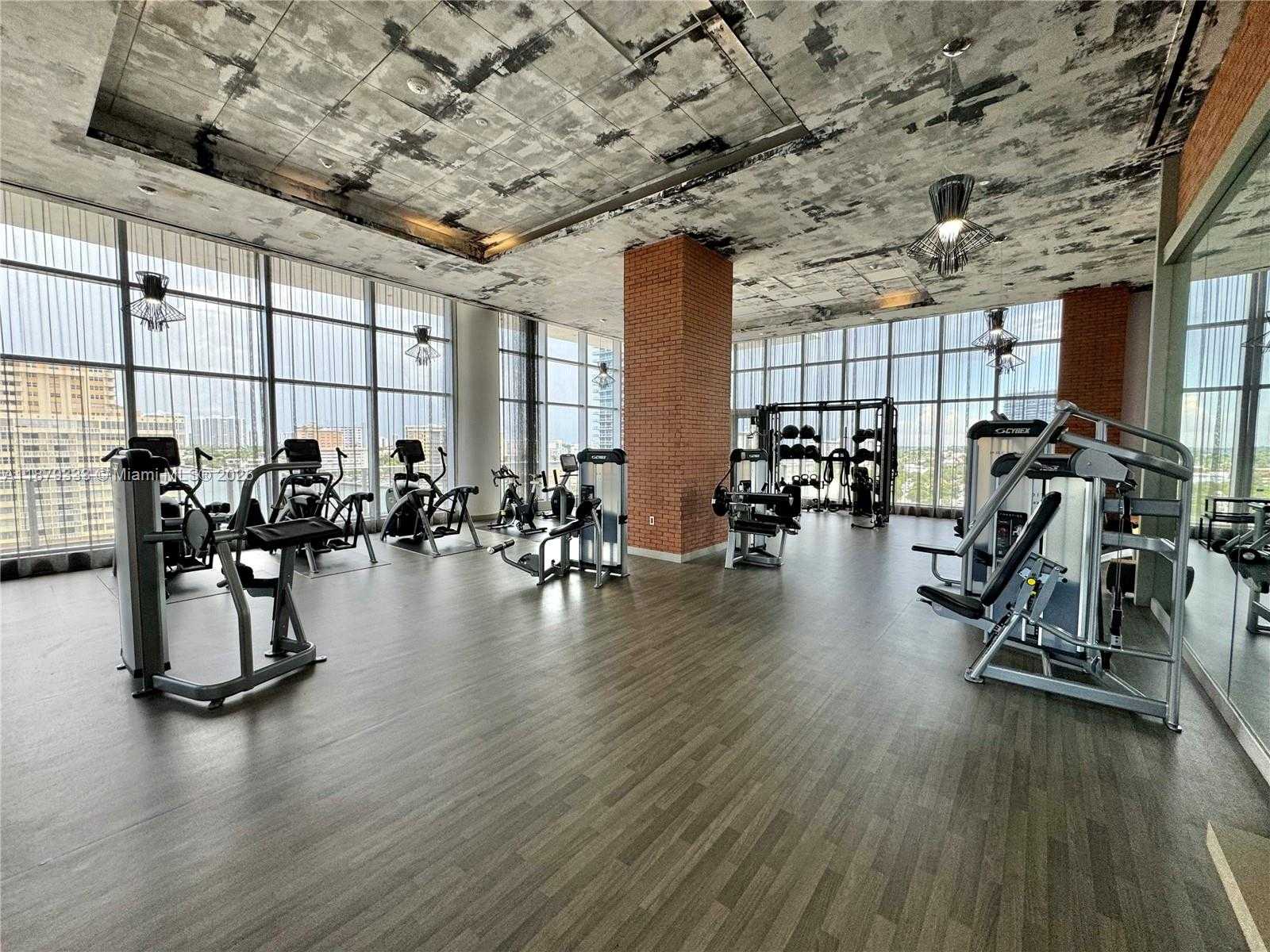 Small Image of 4010 SOUTH OCEAN DR #R2406, Hollywood Number 23
