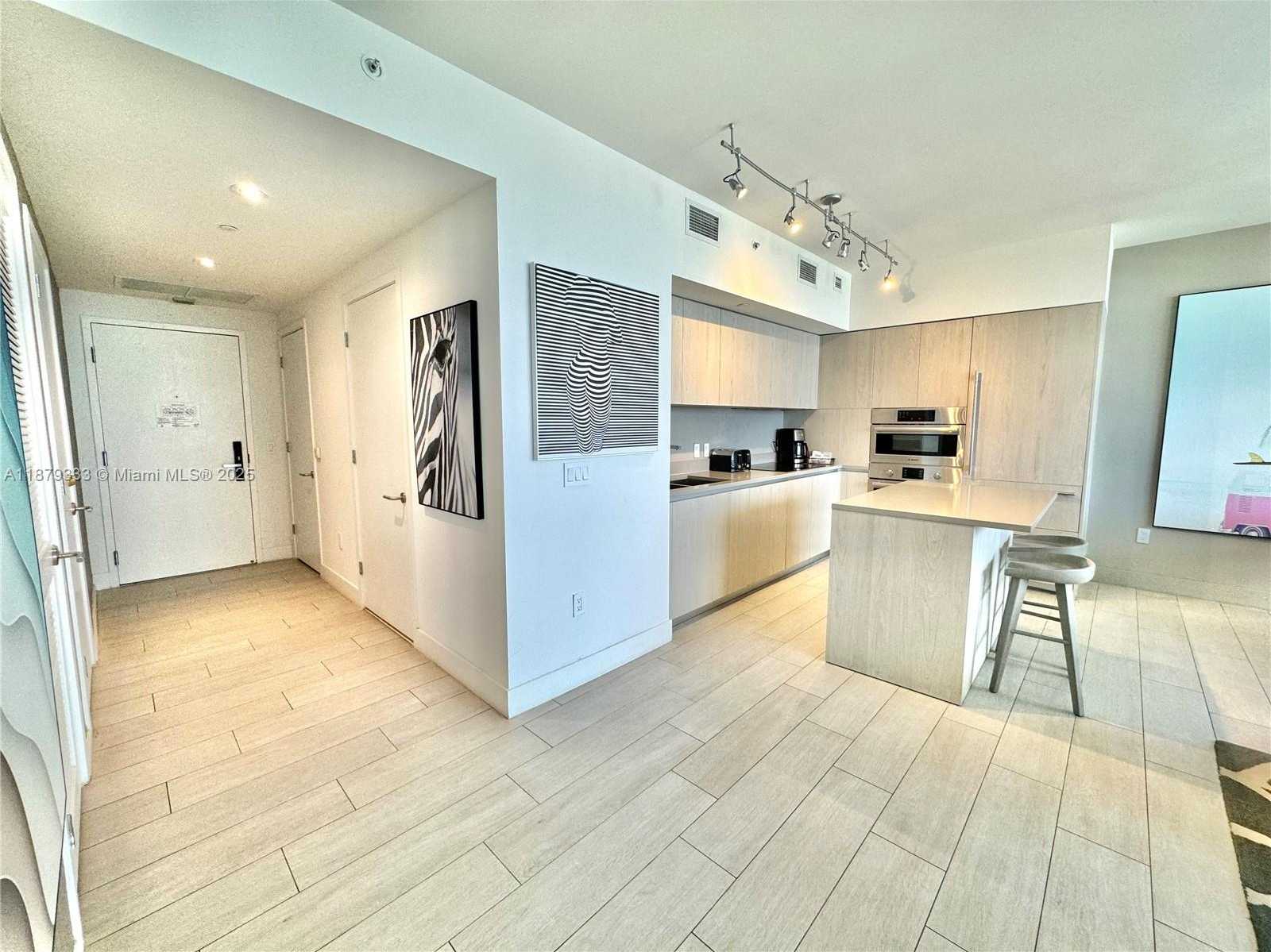 Small Image of 4010 SOUTH OCEAN DR #R2406, Hollywood Number 4
