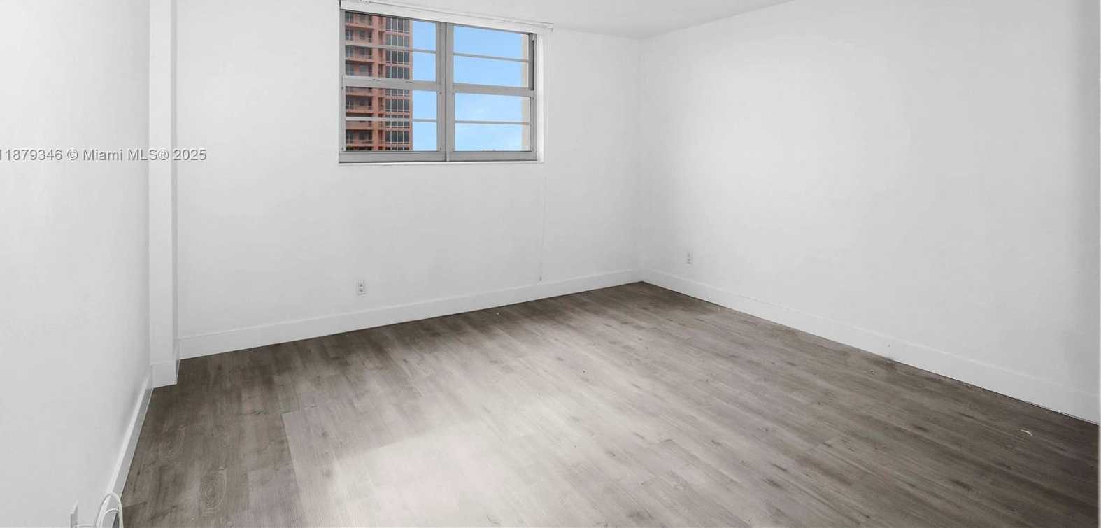 Small Image of 90 EDGEWATER DR #718, Coral Gables Number 7