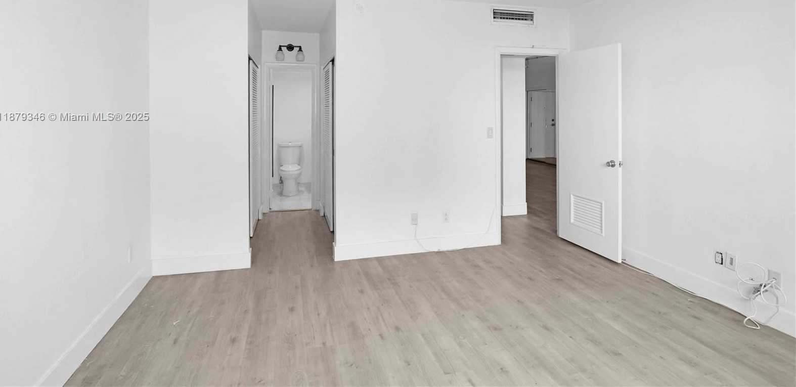 Small Image of 90 EDGEWATER DR #718, Coral Gables Number 8