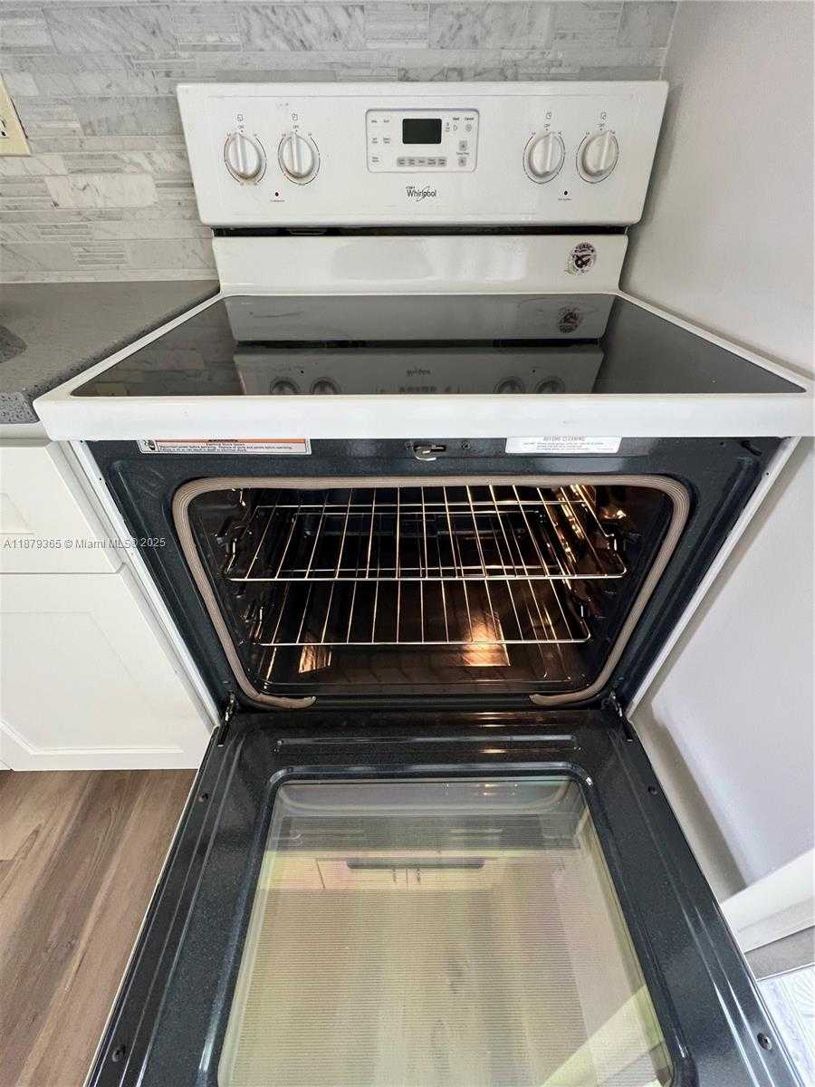 Small Image of 7300 NORTH WEST 4 PLACE #205, Margate Number 11