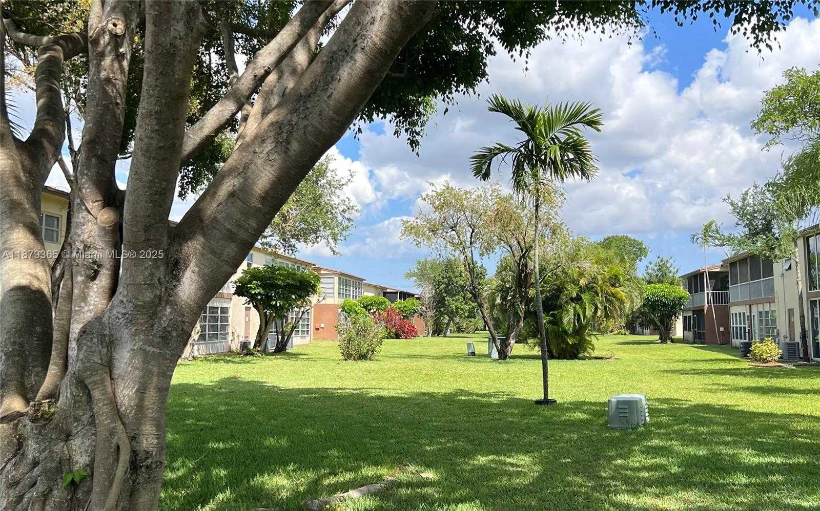 Small Image of 7300 NORTH WEST 4 PLACE #205, Margate Number 25