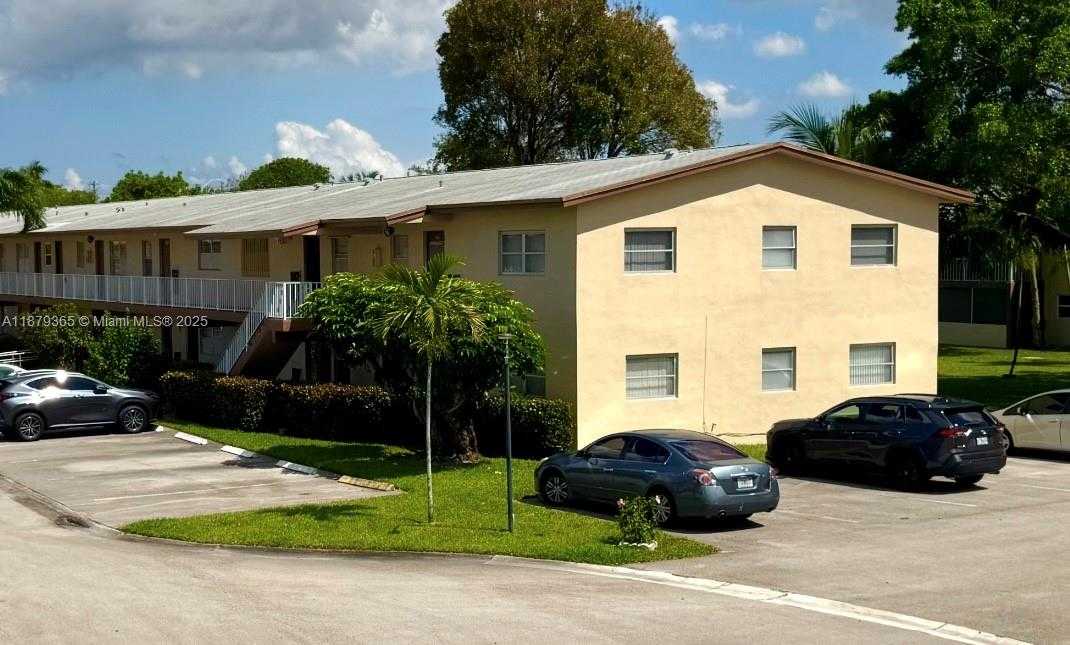 Small Image of 7300 NORTH WEST 4 PLACE #205, Margate Number 32