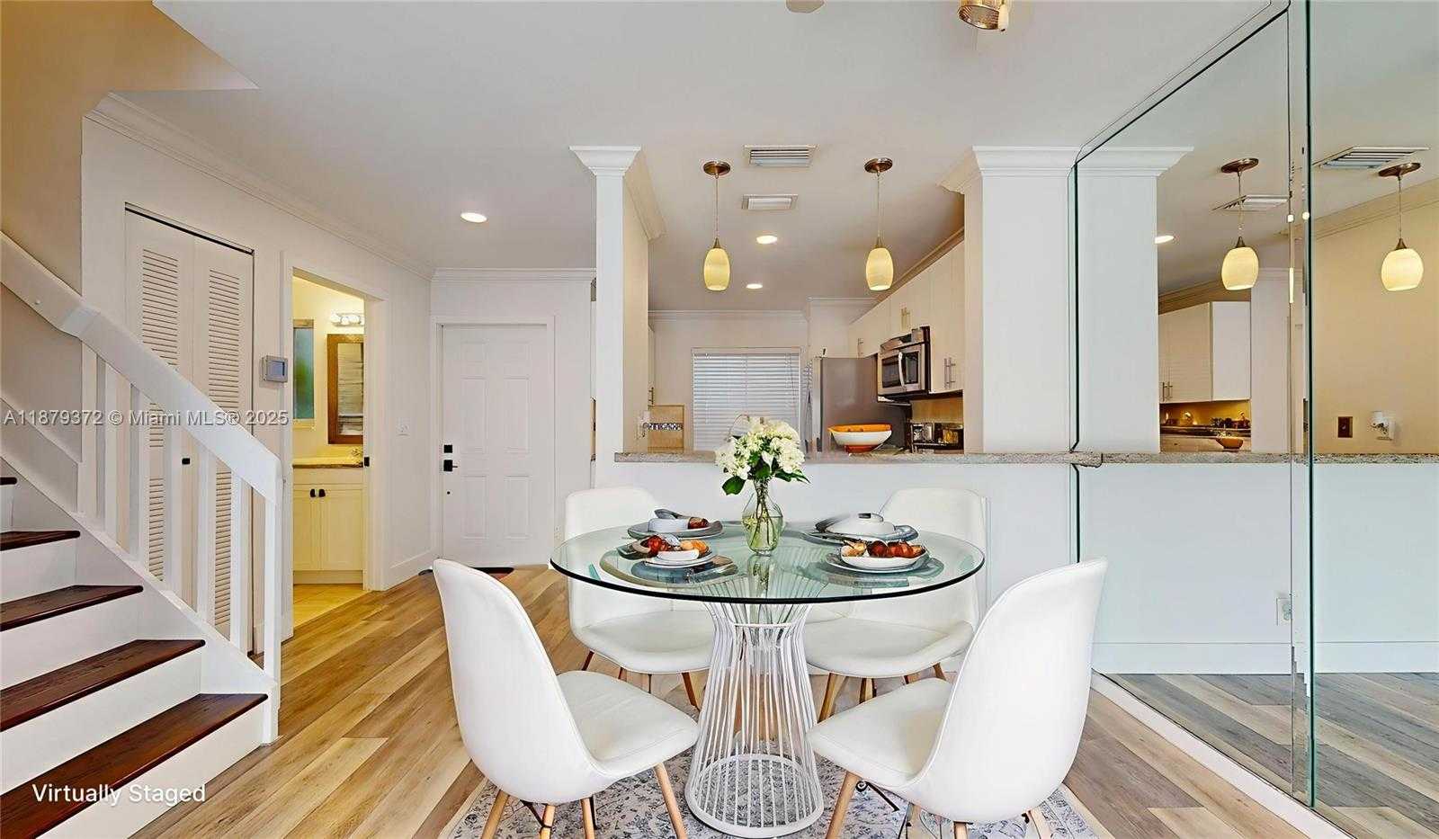 Small Image of 17367 SOUTH WEST 140TH CT, Miami Number 11