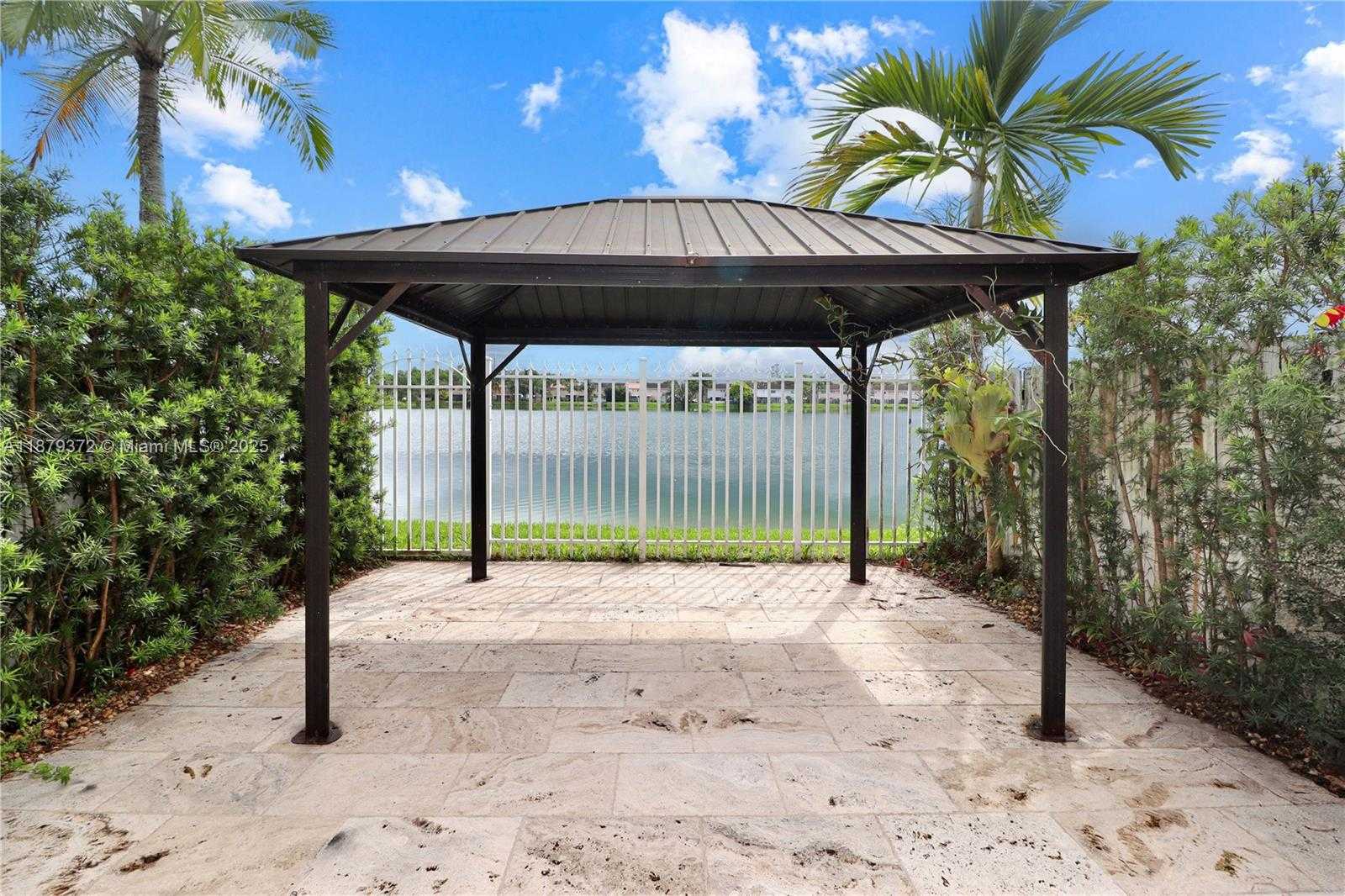Small Image of 17367 SOUTH WEST 140TH CT, Miami Number 2