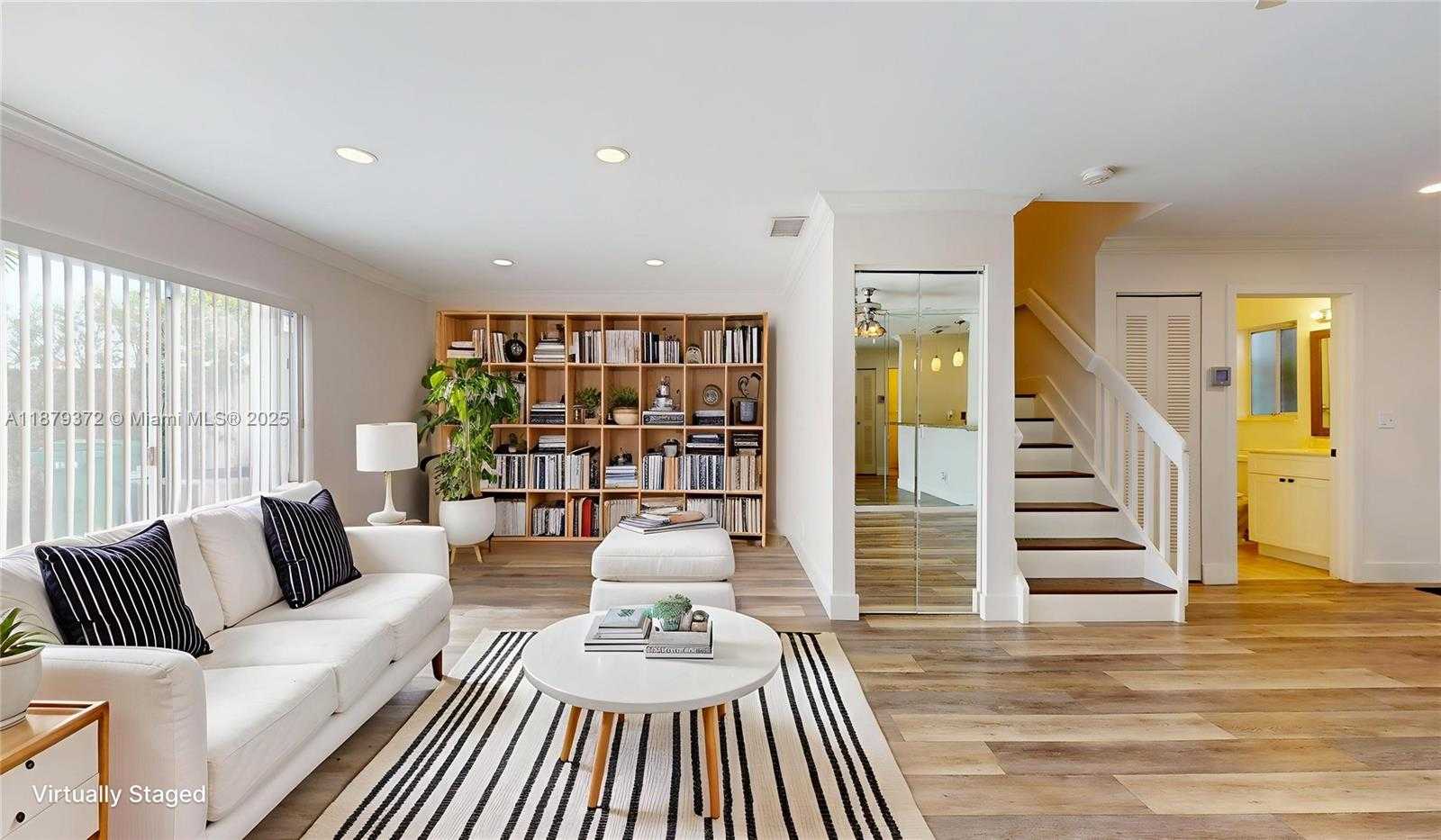 Small Image of 17367 SOUTH WEST 140TH CT, Miami Number 5