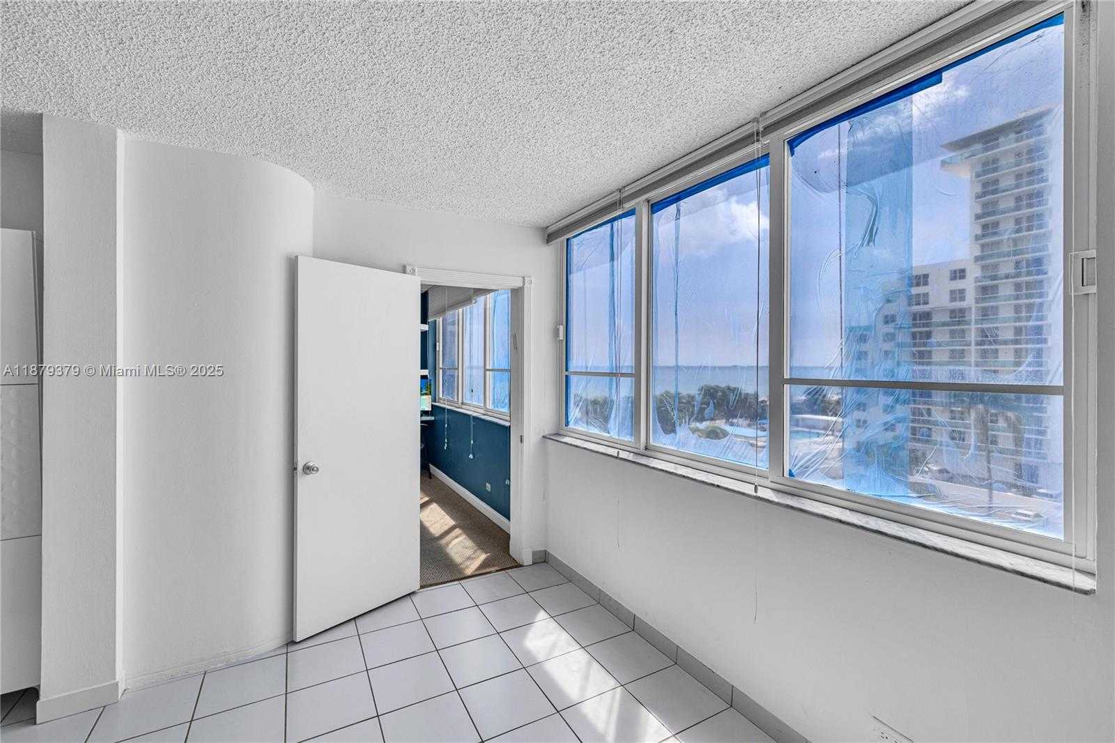 Small Image of 5005 COLLINS AVE #616, Miami Beach Number 15