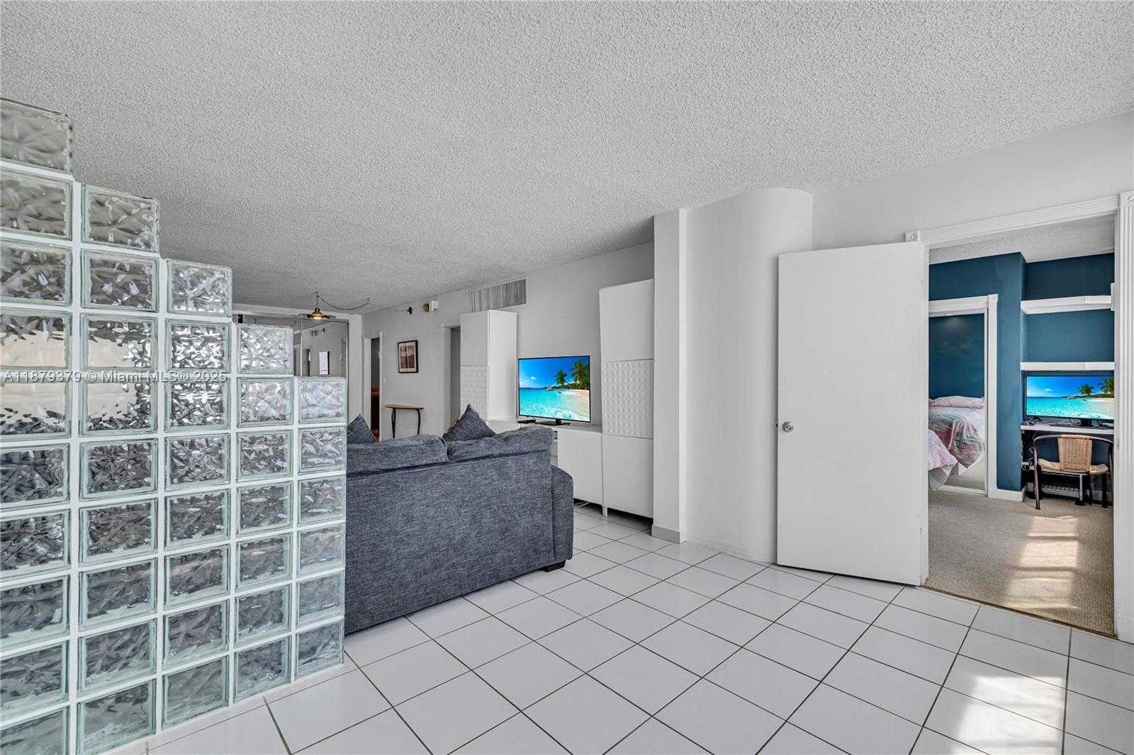 Small Image of 5005 COLLINS AVE #616, Miami Beach Number 23