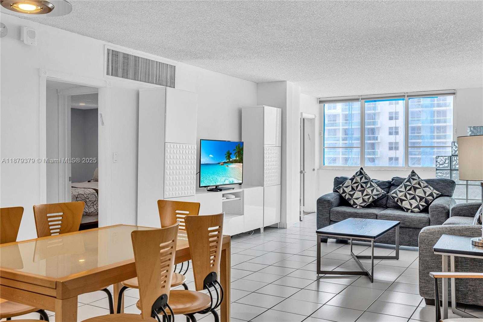 Small Image of 5005 COLLINS AVE #616, Miami Beach Number 27