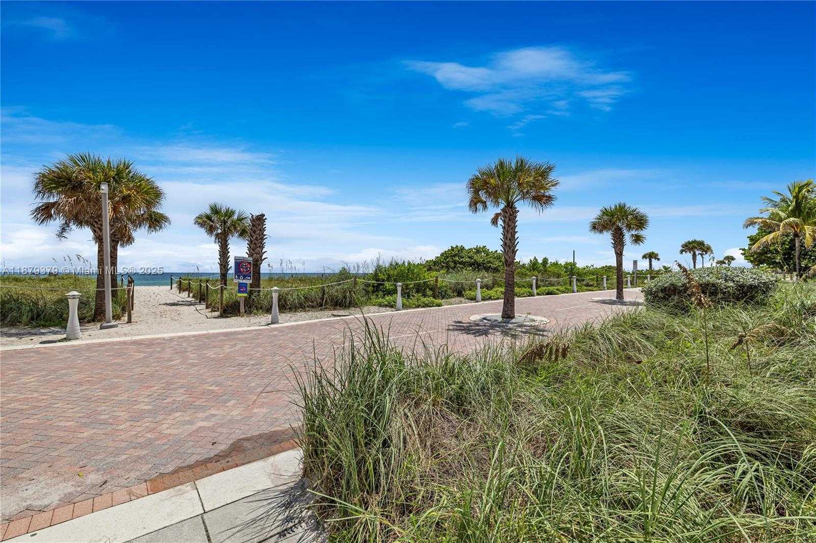 Small Image of 5005 COLLINS AVE #616, Miami Beach Number 44