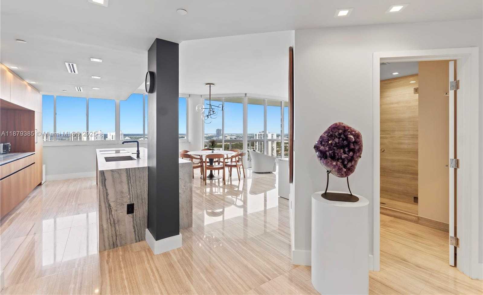 Small Image of 20185 EAST COUNTRY CLUB DR #PH6, Aventura Number 11