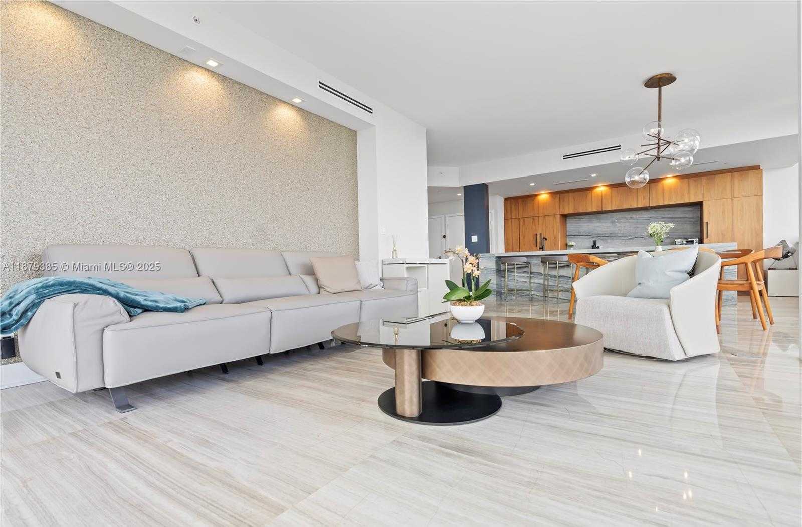 Small Image of 20185 EAST COUNTRY CLUB DR #PH6, Aventura Number 16