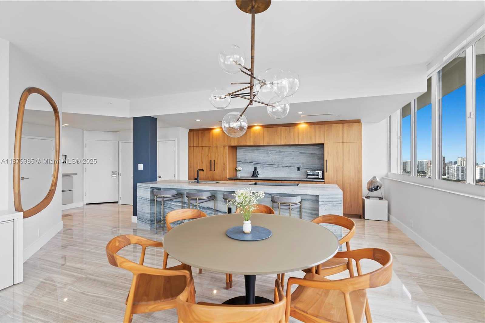 Small Image of 20185 EAST COUNTRY CLUB DR #PH6, Aventura Number 4