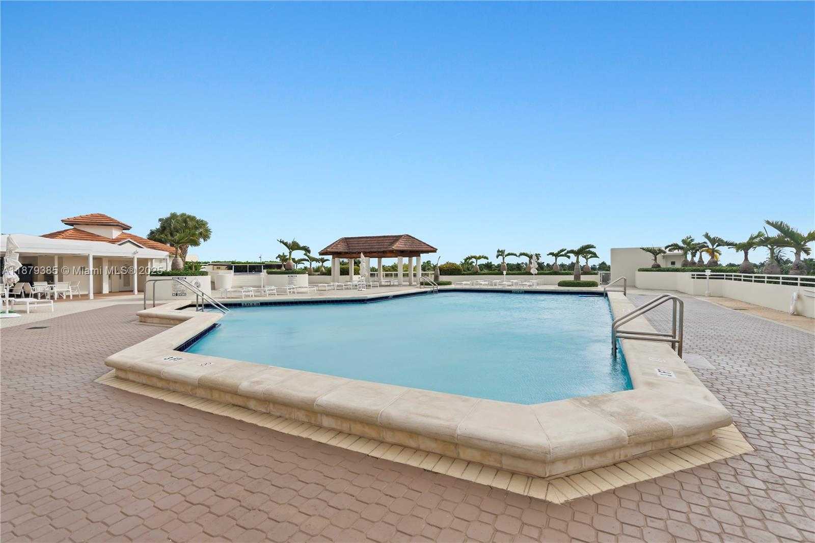 Small Image of 20185 EAST COUNTRY CLUB DR #PH6, Aventura Number 46